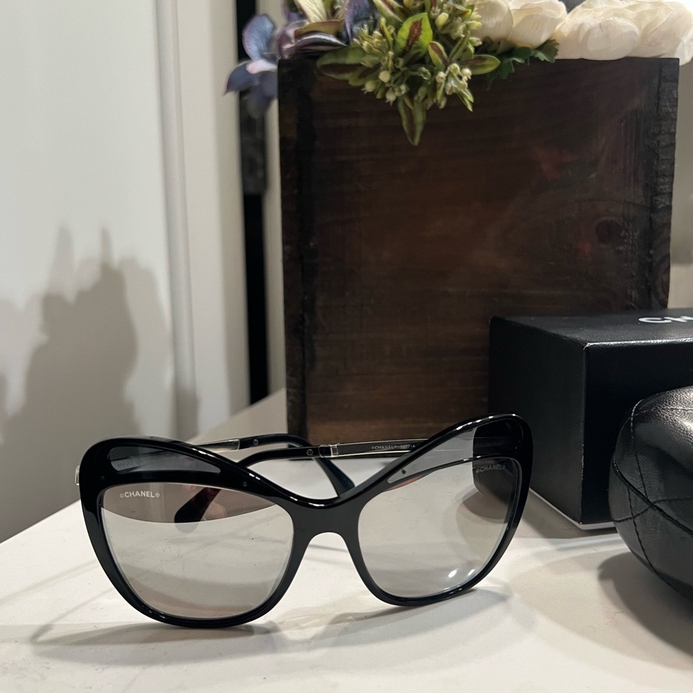 Chanel sunglasses